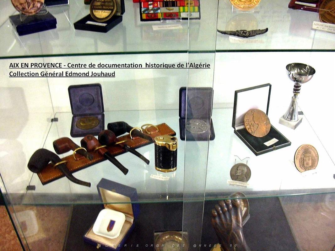 MEDAILLES D AFN 156.JPG